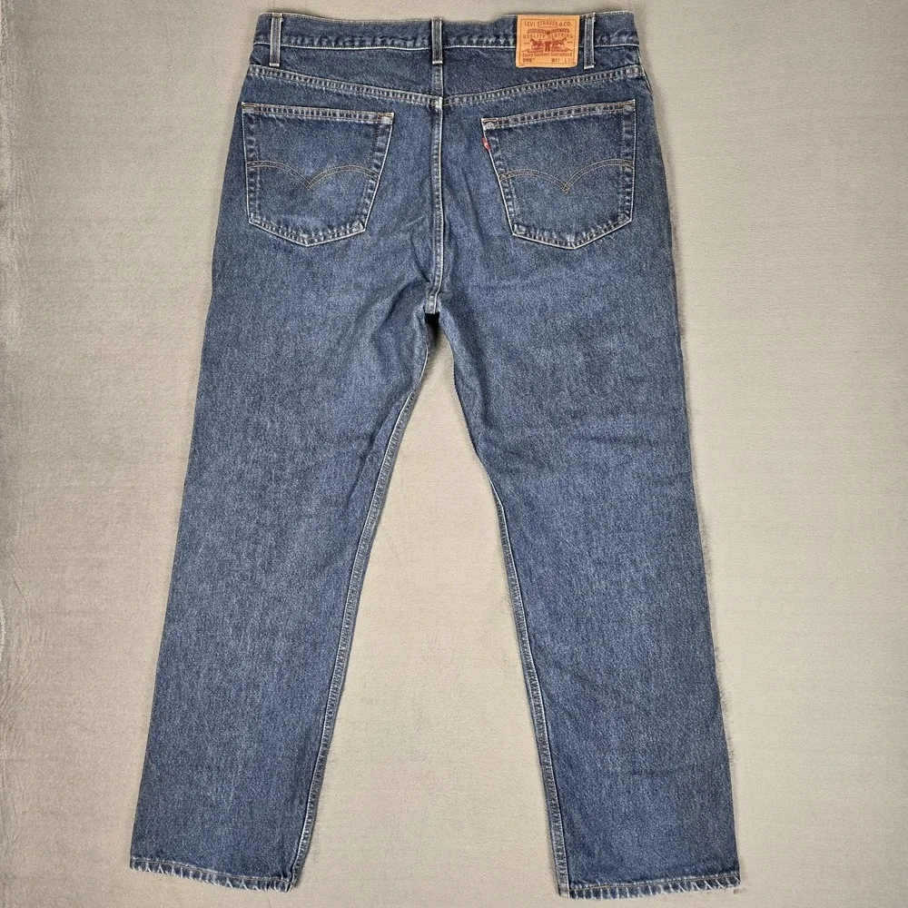 Levis 505 Jeans Mens 42x32 Regular Fit Straight Leg Blue Med Wash Denim Y2k